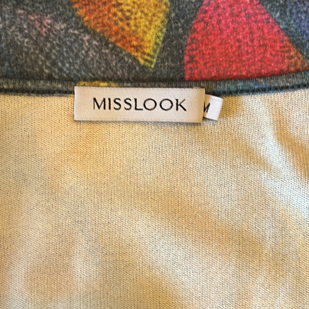 Misslook Colorful Leaf, Long Sleeve, V-Neck Top. Medium NWOT - Picture 5 of 7